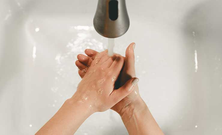 lavare mani per prevenzione