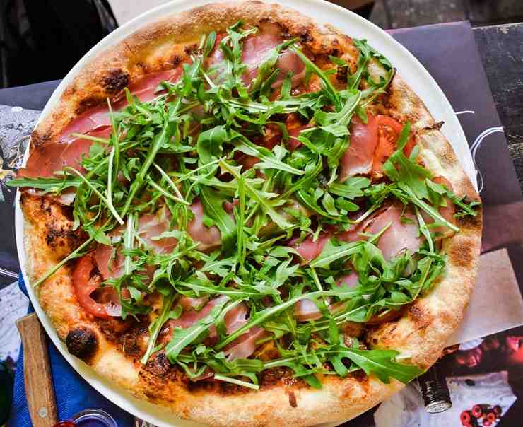 Pizza con rucola