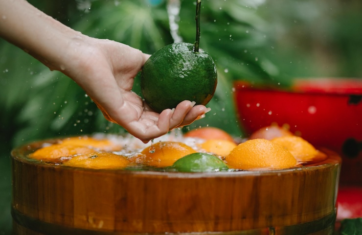 Frutta, ecco come disinfettarla nel modo corretto prima di mangiarla