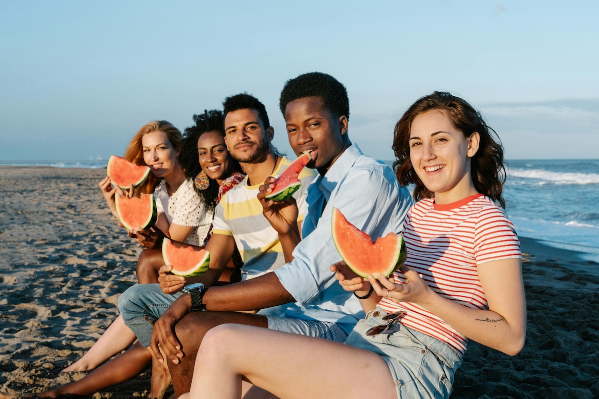 Mangiare in spiaggia: ecco i consigli da tenere a mente