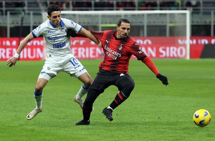 Ismael Bennacer, centrocampista del Milan